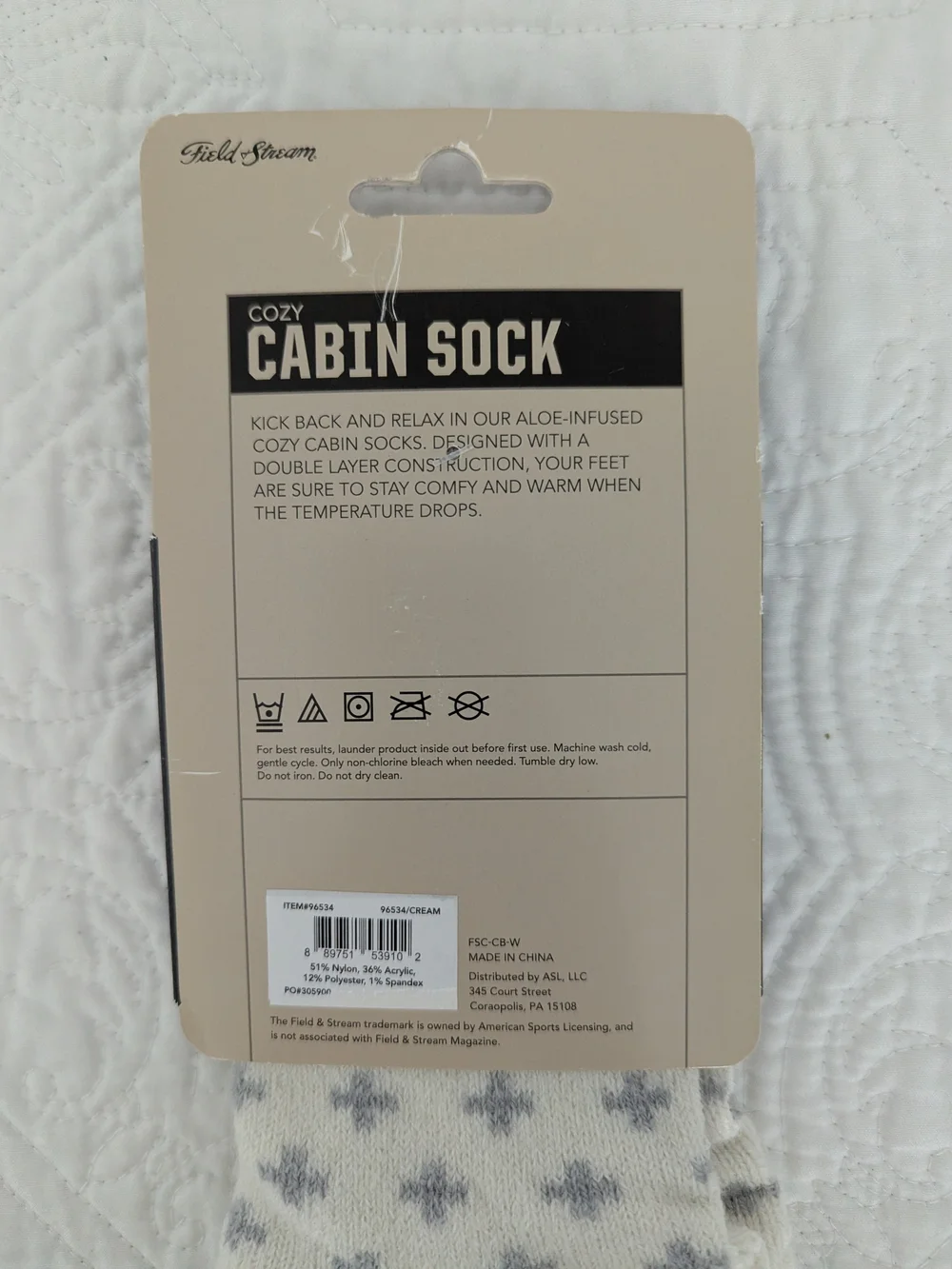Field & Stream Cabin Socks in Cream with Gray & Light Blue Accents